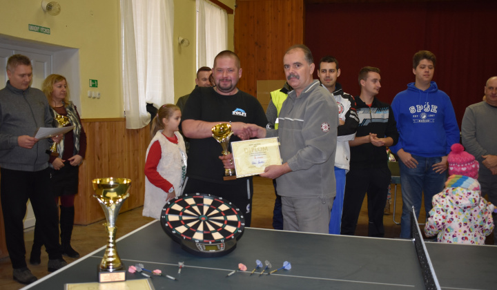 Stolnotenisový a darts turnaj 29.12.2018 -Szilveszteri ping-pong