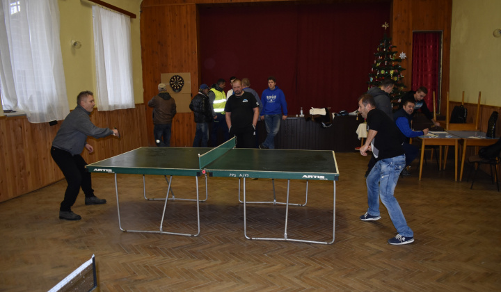 Stolnotenisový a darts turnaj 29.12.2018 -Szilveszteri ping-pong