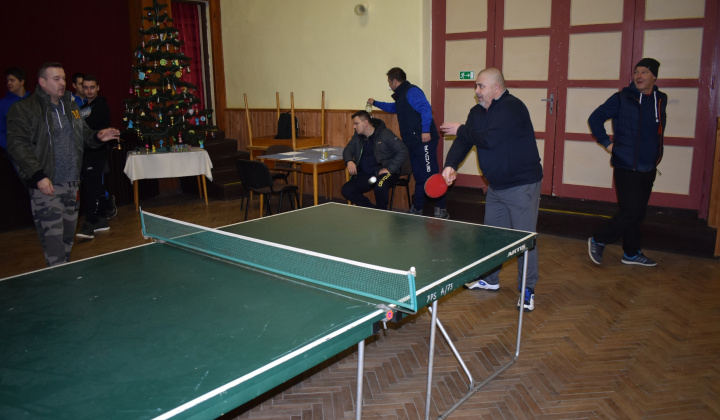 Stolnotenisový a darts turnaj 29.12.2018 -Szilveszteri ping-pong