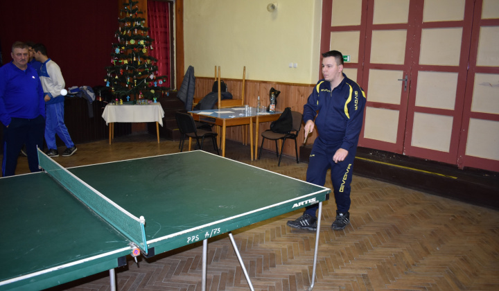 Stolnotenisový a darts turnaj 29.12.2018 -Szilveszteri ping-pong