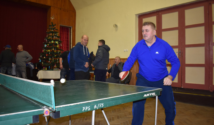 Stolnotenisový a darts turnaj 29.12.2018 -Szilveszteri ping-pong